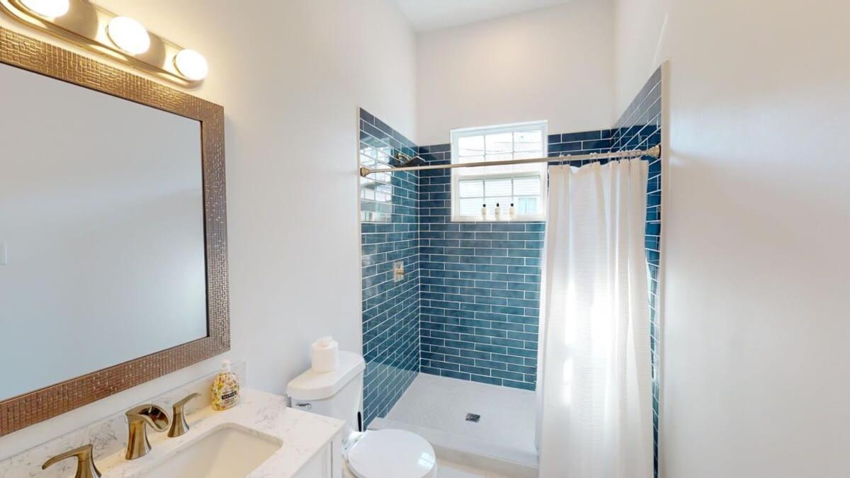 Sunny 5Bed W Parking And Direct Streetcar Access Villa New Orleans Eksteriør bilde